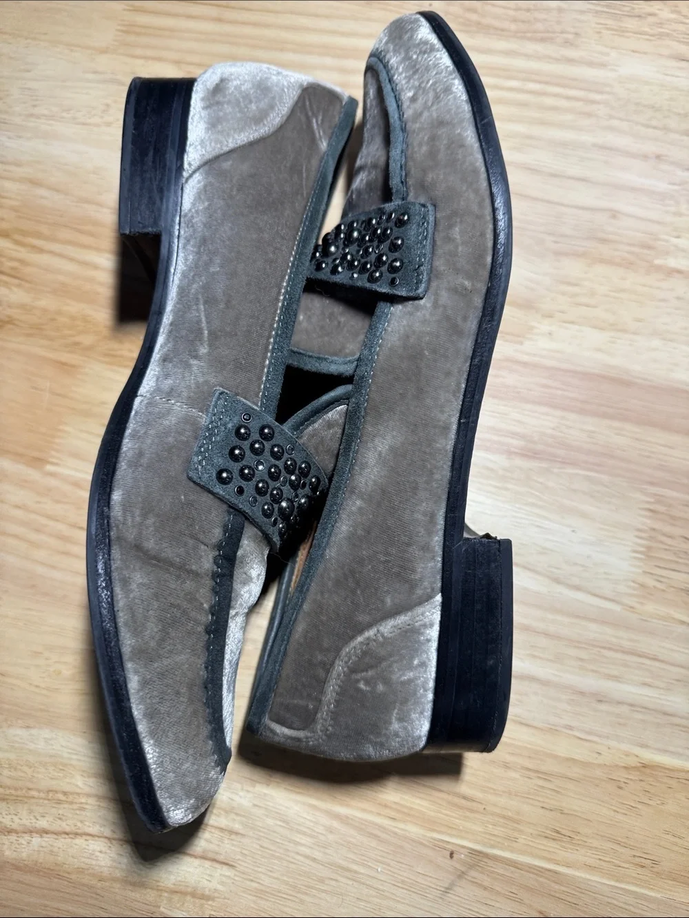 Franco Sarto Women's A-Johanna Grey velvet Sz 10M